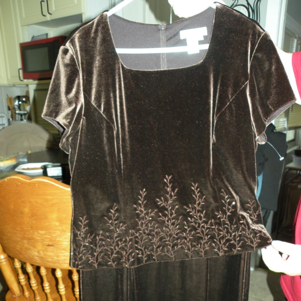 Coldwater Creek Brown Embroidered with Bead Accents Layer Look Midi Velvet Dress